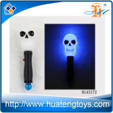 2014 Vente chaude Funny LED Flashing Skull Stick avec musique Flashing Halloween Toys